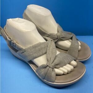 Clarks Cloudstepper Gray Fabric Strappy Ankle Strap Comfort Shoes 9 M